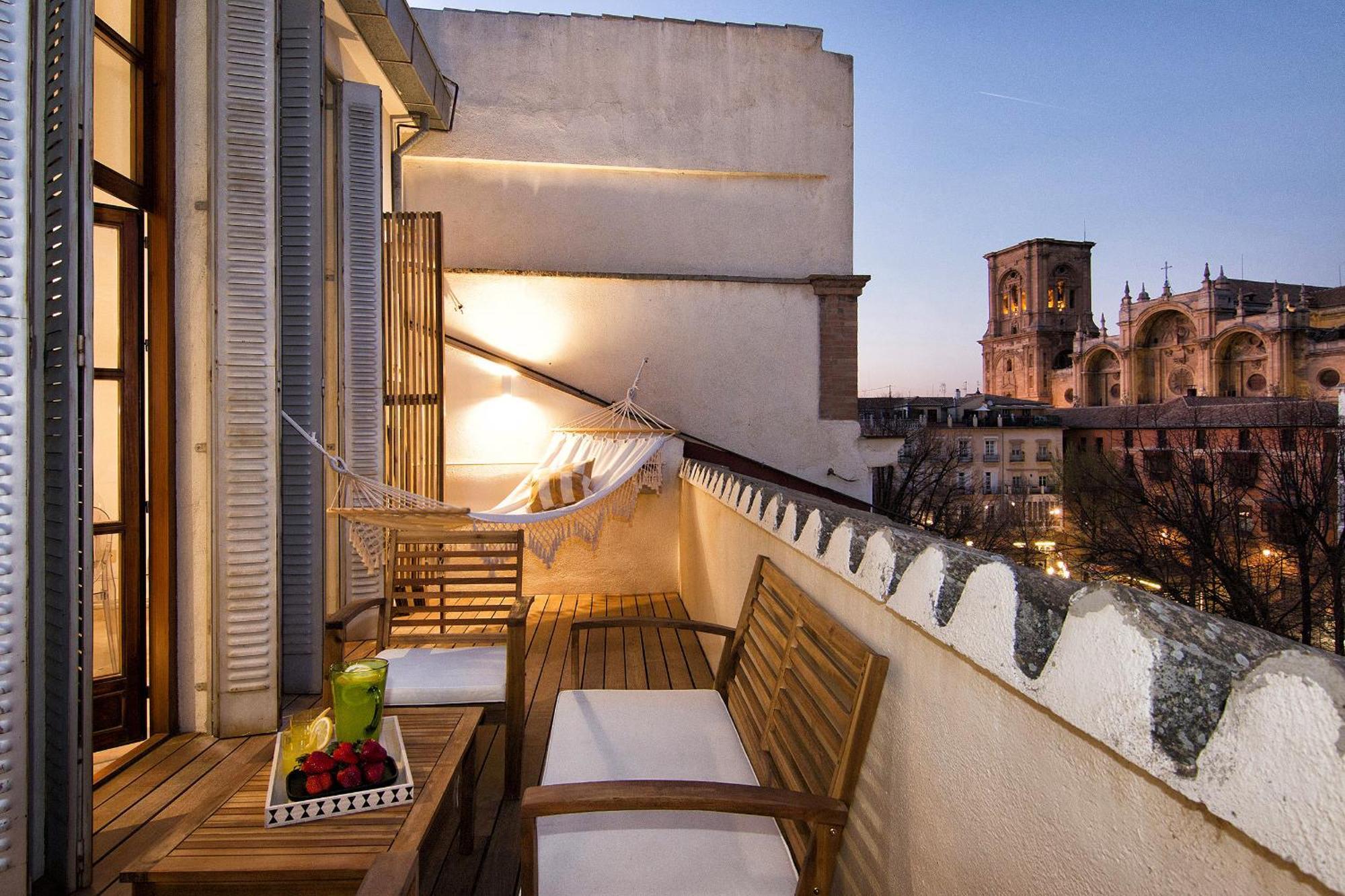 Апартаменты Bibrambla Penthouse Over Cathedral Гранада Экстерьер фото